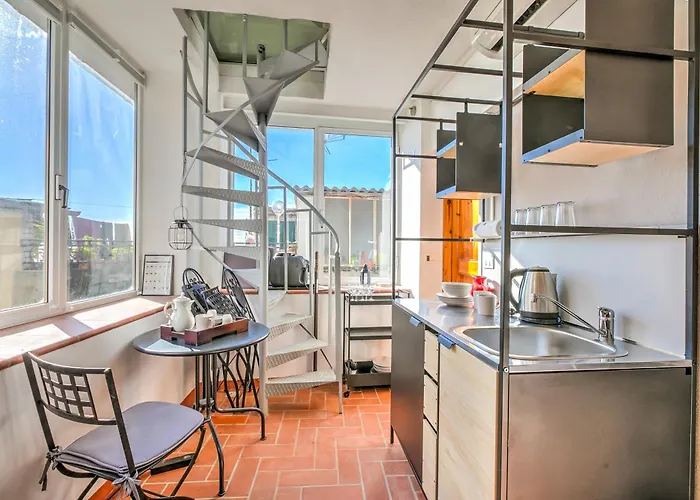 Casa Veronica - Happy